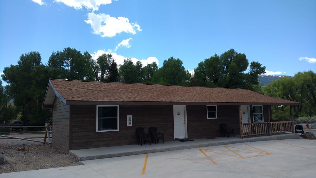 Stagecoach Inn & Suites Dubois Exterior photo